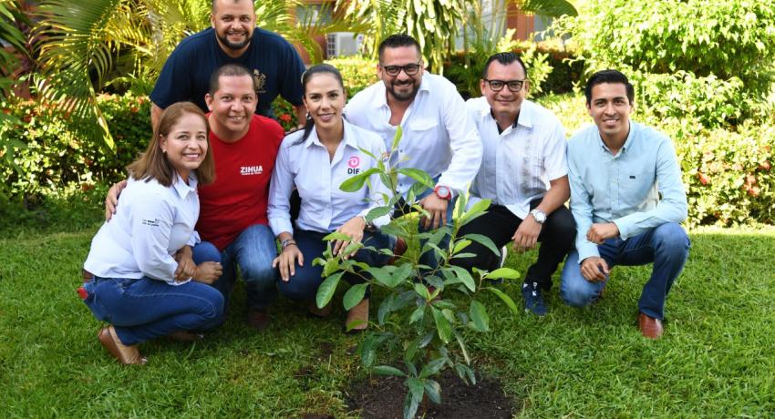Gobierno de Jorge Sánchez Allec conmemora Día Mundial del Árbol