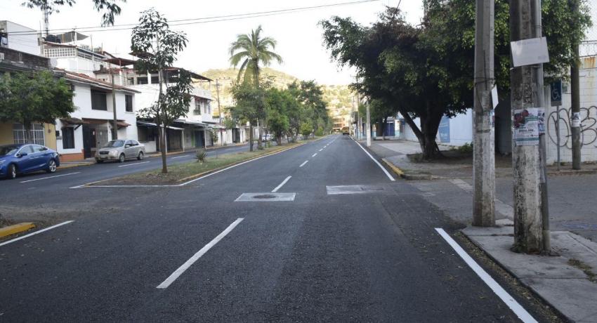 Reencarpetamiento de calles, avenida Mar de Java, Mar Muerto y Avenida del Palmar