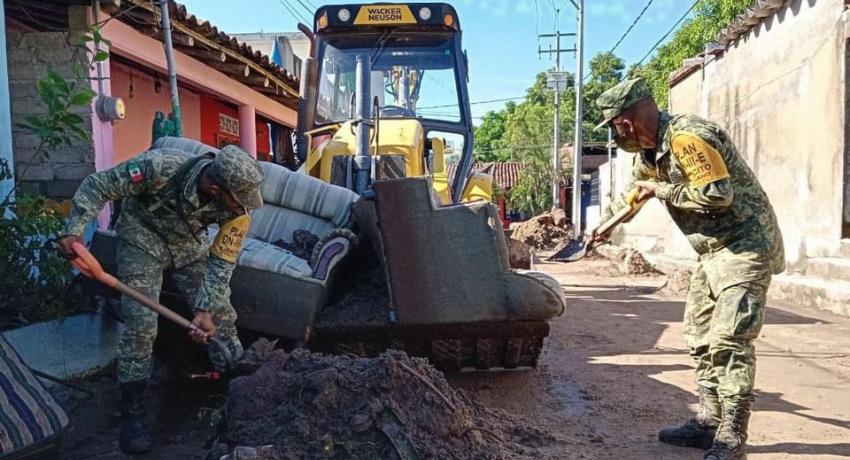 Presidente Jorge Sánchez supervisa trabajos de limpieza tras el paso de huracán Rick