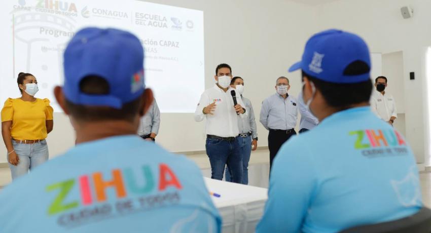 Presidente Jorge Sánchez Allec inaugura curso de capacitación a trabajadores de CAPAZ