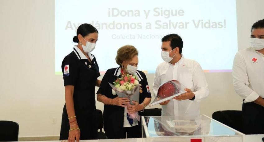 Presidente Jorge Sánchez Allec pone en marcha Colecta Nacional de Cruz Roja  Zihuatanejo 2021