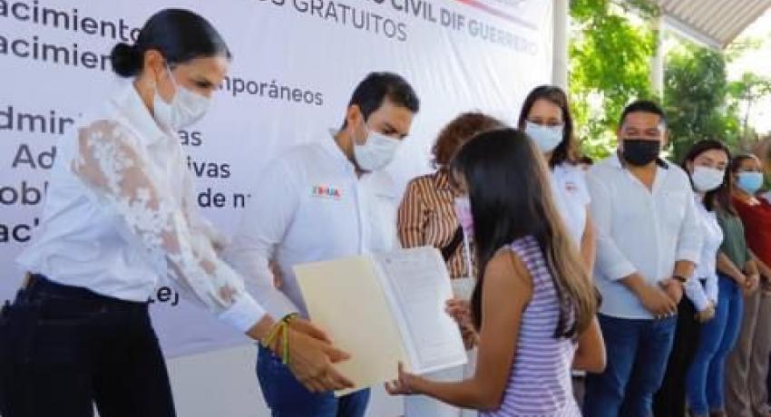 Más de 500 beneficiados con campaña gratuita del Registro Civil gestionada por alcalde Jorge Sánchez Allec