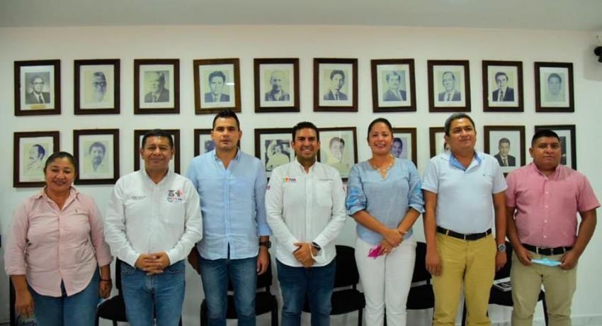 Presidente Jorge Sánchez recibió a presidentes de la región Costa Grande 