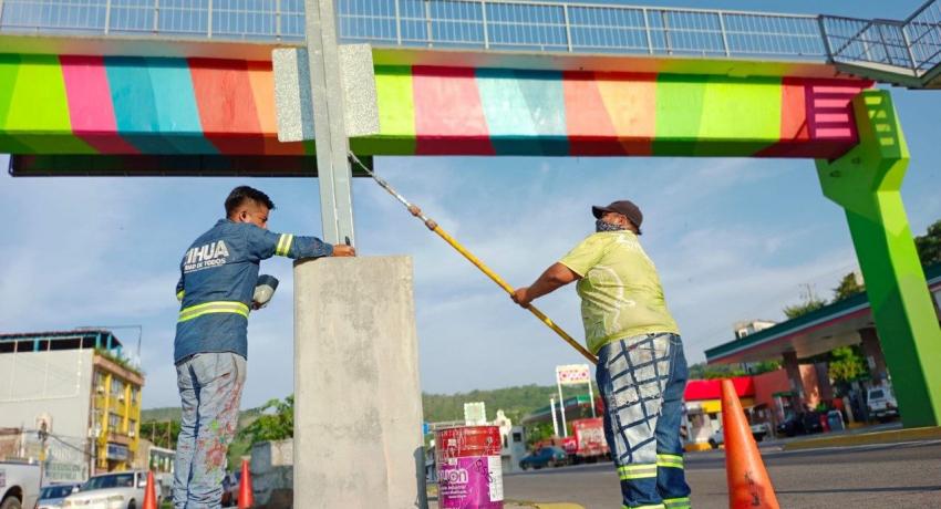 A través de Zihua al 100, Gobierno de Zihuatanejo continúa embelleciendo espacios públicos.