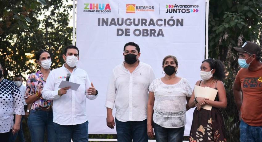 Inaugura presidente Jorge Sánchez obras de impacto social en Agua de Correa y El Barril 