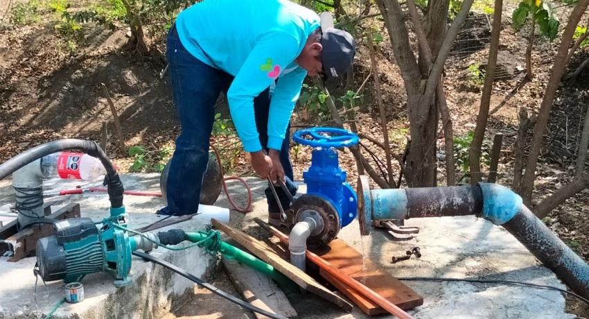 CAPAZ mejora suministro de agua a la colonia Aeropuerto