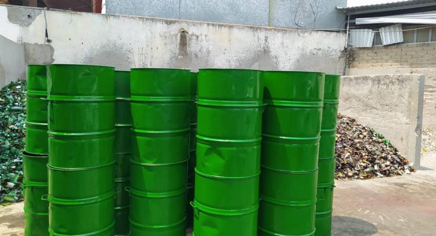 Gobierno de Zihuatanejo continúa con la colocación  de contenedores de basura 