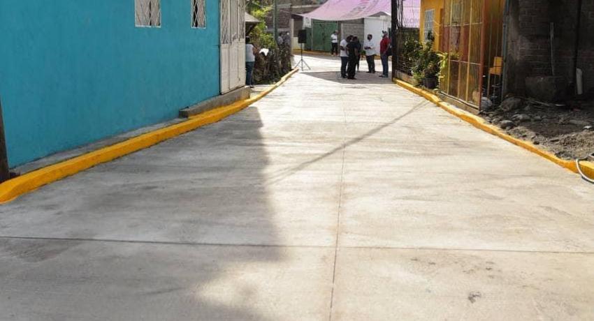 Colonia Estrella tiene nueva obra de pavimentada entregada por alcalde Jorge Sánchez Allec