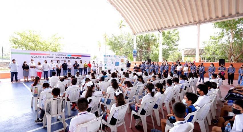 Alcalde Jorge Sánchez Allec encabeza premiación a ganadores de evento Rally del Agua