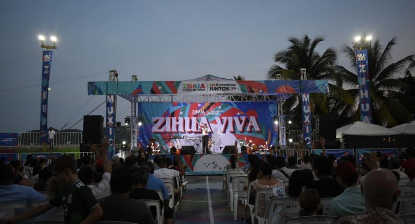 Se realiza con éxito concierto Zihua Viva en Domingos Culturales 