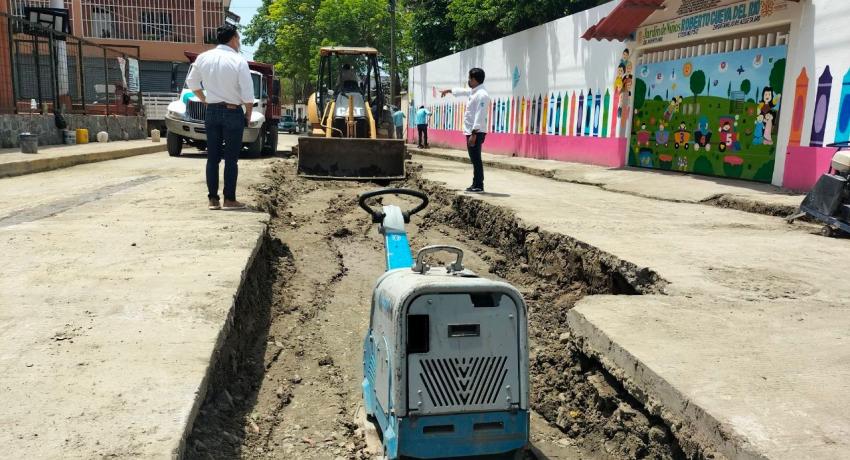 CAPAZ mejora sistema de drenaje de colonia Vicente Guerrero