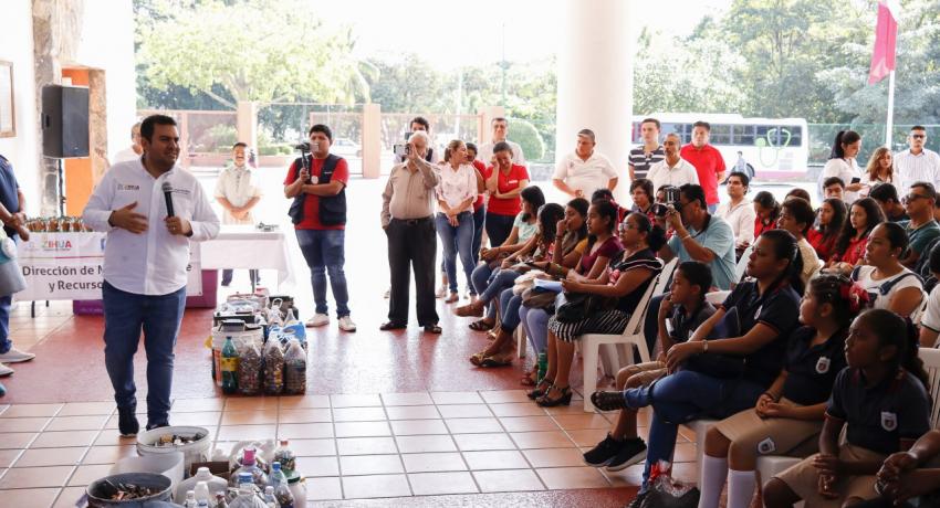 Gobierno de Zihuatanejo promueve acciones por un planeta menos contaminado  | Zihua