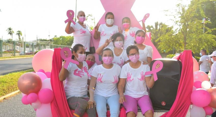 Zihua se pintó de Rosa en la lucha contra el cáncer de mama