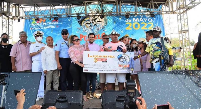 Alcalde Jorge Sánchez Allec encabeza premiación a ganadores de Torneo del Pez Vela 2022