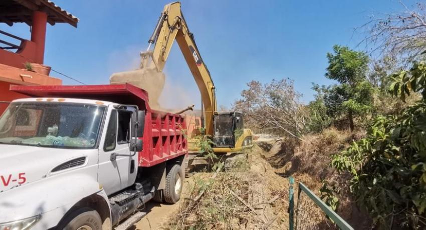 Gobierno de Jorge Sánchez Allec lleva gran avance en limpieza de canales y cañadas