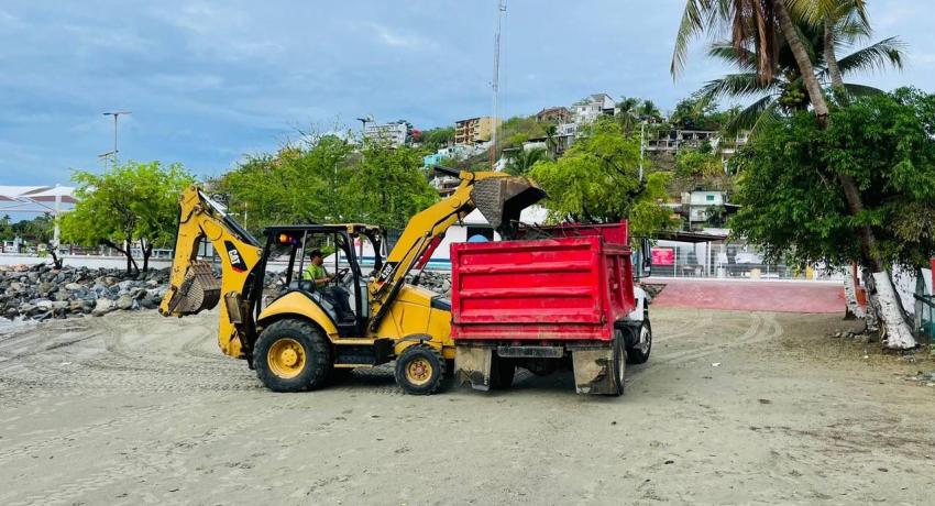 Gobierno de Zihuatanejo atiende la limpieza y mantenimiento por recientes lluvias