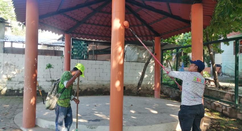 Servicios Públicos mantiene a Zihua al 100 con remozamiento en espacios recreativos y vialidades