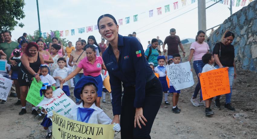 Banderazo de Construcción – Calle junto al Jardín de Niños (Col. El Manguito)