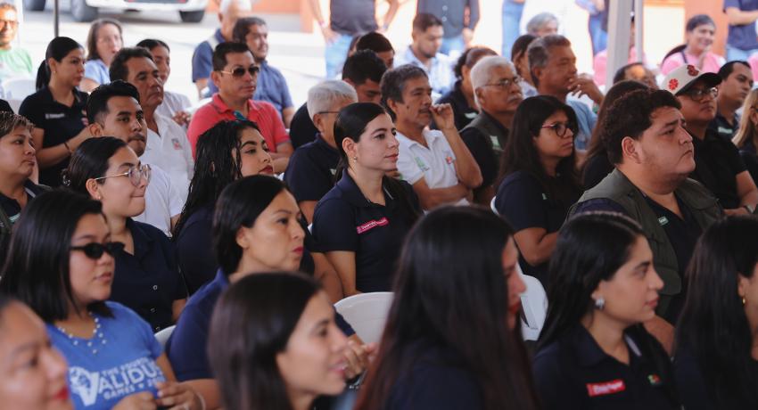 Gobierno de Lizette Tapia Castro inicia construcción de comedor y estancia infantil para su personal
