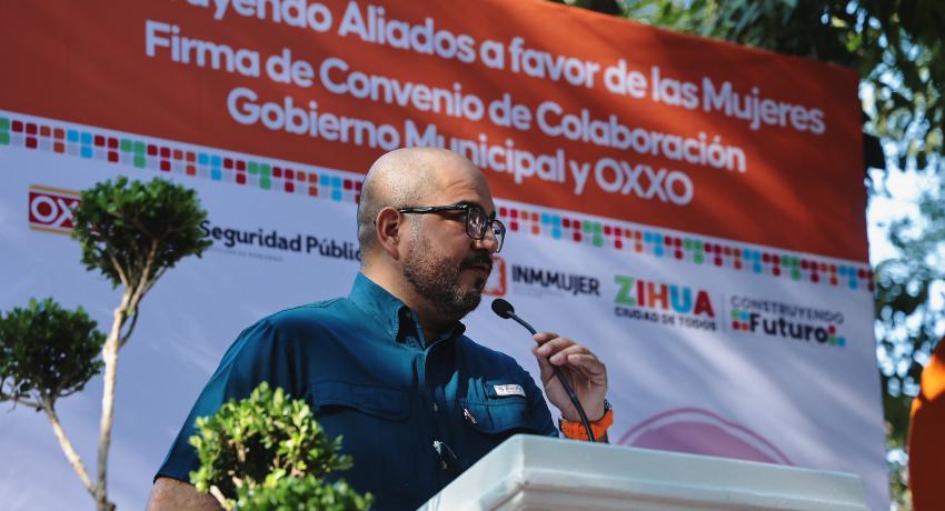 Ayuntamiento de Zihuatanejo y Tiendas OXXO firman convenio para mejorar la seguridad de las mujeres