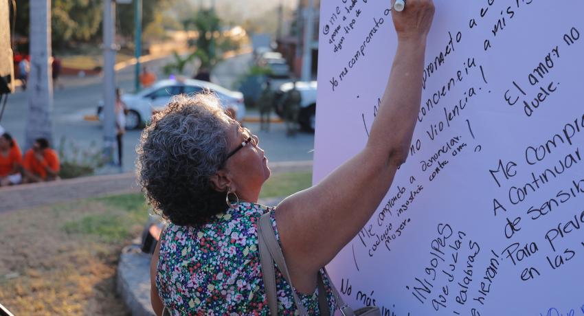 Presidenta Lizette Tapia Castro pone en marcha programa de activismo contra la violencia de género