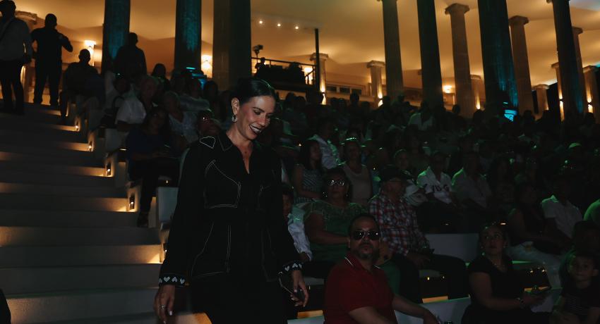 Espectacular presentación de los Niños Cantores de Morelia en el Partenón.