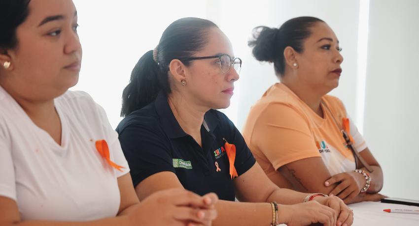 Gobierno de Lizette Tapia Castro capacita a servidores públicos en comunicación libre de violencia