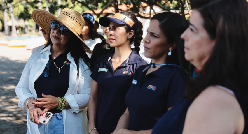 Gobierno de Zihuatanejo realiza campaña de reforestación en Playa Quieta