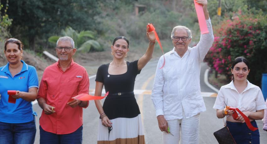 Gobierno municipal mejora la infraestructura de la colonia La Ropa.