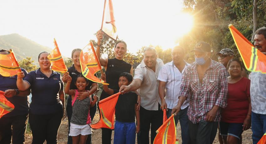 Colonias de muchos años ya se benefician de la obra pública.