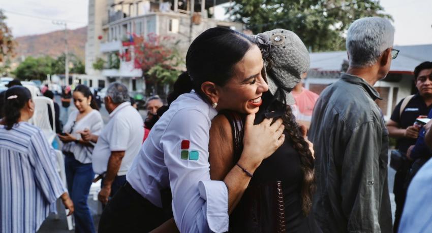 Andador Juan de la Barrera en la colonia Niños Héroes
