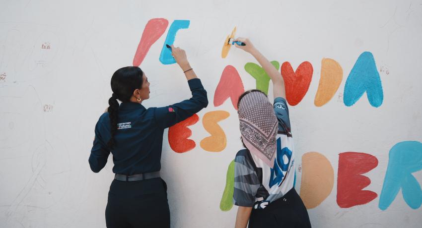 Gobierno de Lizette Tapia Castro avanza en escuelas con el programa Pintando la Salud Mental con Colores