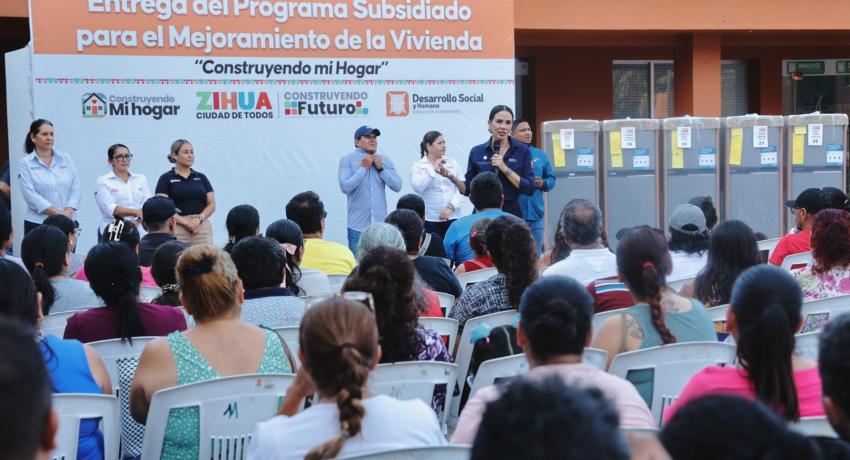 Construyendo mi Hogar beneficia a zihuatanejenses de colonias y comunidades.
