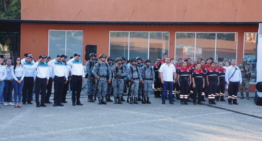Presidenta Lizette Tapia Castro hace reconocimiento público a todas las mujeres que trabajan en su gobierno