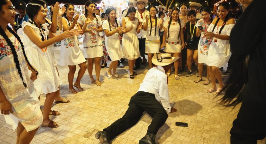 Confirma Zihuatanejo sus reconocimientos como capital del deporte y la cultura.