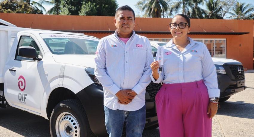 Presidenta Lizette Tapia Castro refuerza operatividad de áreas municipales con nuevos vehículos