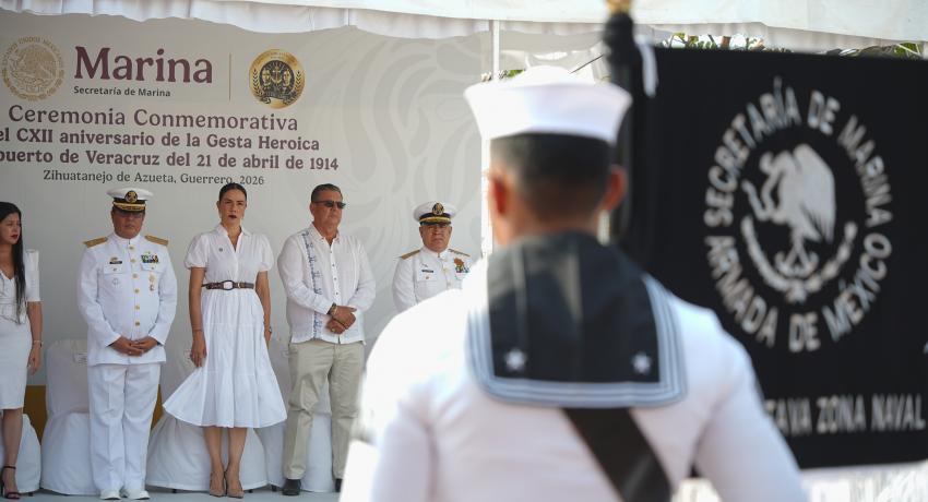 Conmemoran el 112 aniversario de la gesta heroica del Teniente José Azueta Abad en Veracruz.