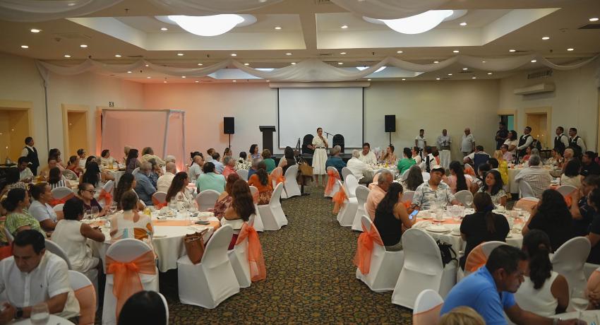 Gobierno de Lizette Tapia Castro apoya a los Centros de Integración Juvenil.