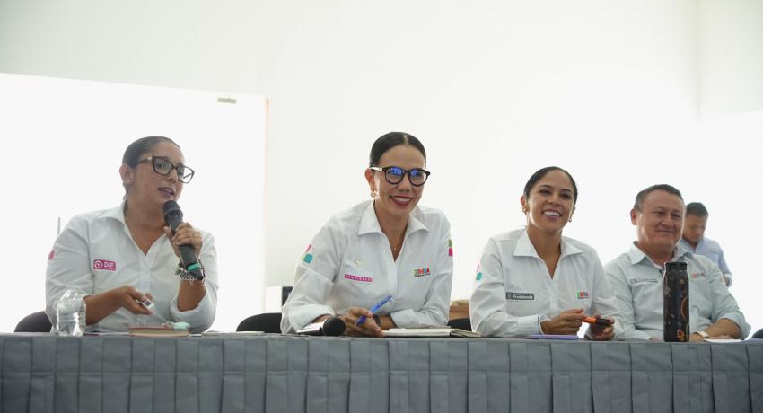 Queremos que los niños tengan este año una mejor experiencia en la celebración del Día del Niño: Lizette Tapia Castro  (PIE DE FOTO) Al encabezar este lunes una reunión de trabajo con integrantes de su gabinete para tomar acuerdos importantes sobre los preparativos del Día del Niño, que se ha programado para el próximo 24 de abril en la Unidad Deportiva Municipal, la presidenta Lizette Tapia dijo que se harán los cambios necesarios, a fin de que todos los menores de edad que asisten tengan este año una mejo