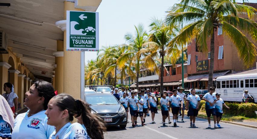 Gobierno de Zihuatanejo fortalece la cultura de la prevención con participación en el Simulacro Nacional de Sismo 2026