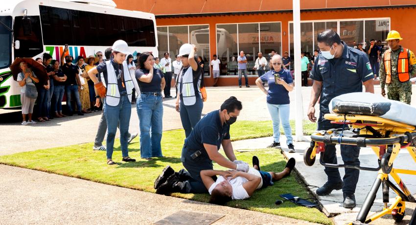 Gobierno de Zihuatanejo fortalece la cultura de la prevención con participación en el Simulacro Nacional de Sismo 2026