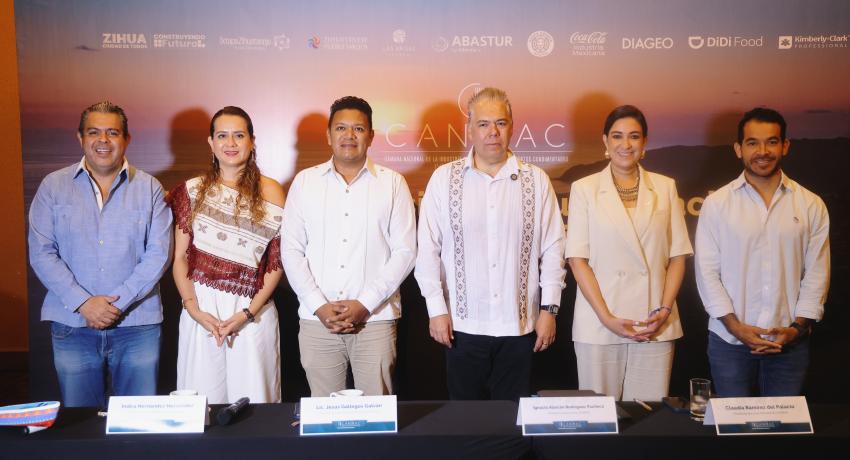 Gobierno de Lizette Tapia Castro da una cordial bienvenida a directivos nacionales de CANIRAC reunidos en Ixtapa-Zihuatanejo