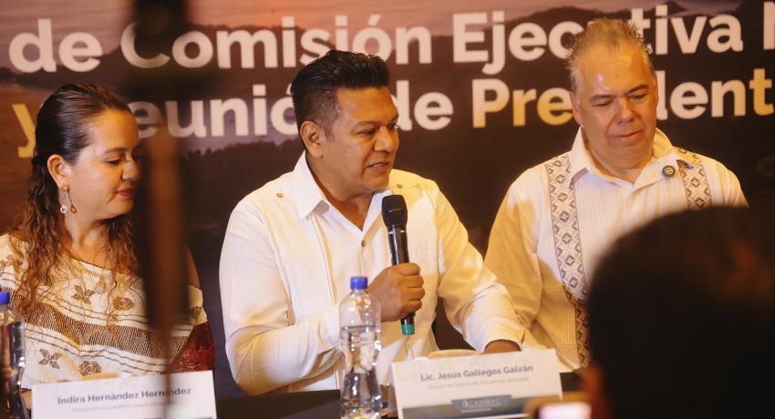 Gobierno de Lizette Tapia Castro da una cordial bienvenida a directivos nacionales de CANIRAC reunidos en Ixtapa-Zihuatanejo