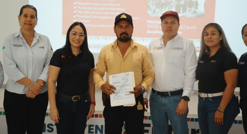 Gobierno de Lizette Tapia Castro beneficia a más de 150 personas con campaña gratuita del Registro Civil