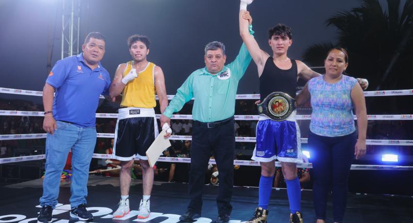 Box amateur llena la cancha municipal y convivencia deportiva en Zihuatanejo