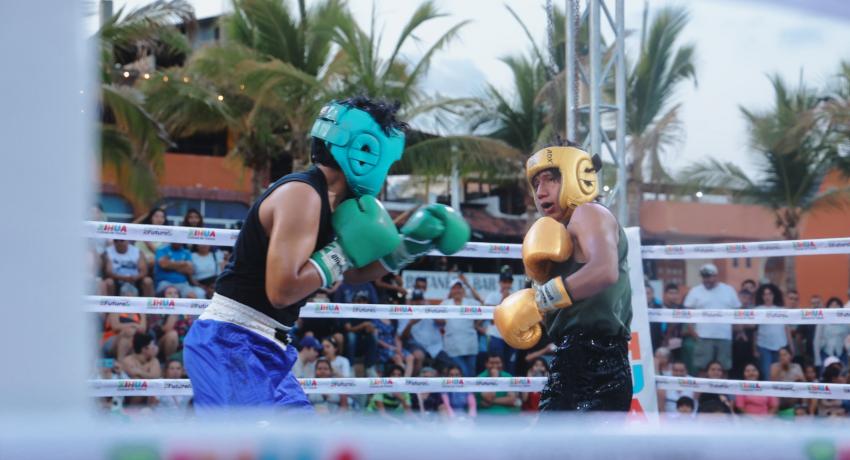 Box amateur llena la cancha municipal y convivencia deportiva en Zihuatanejo