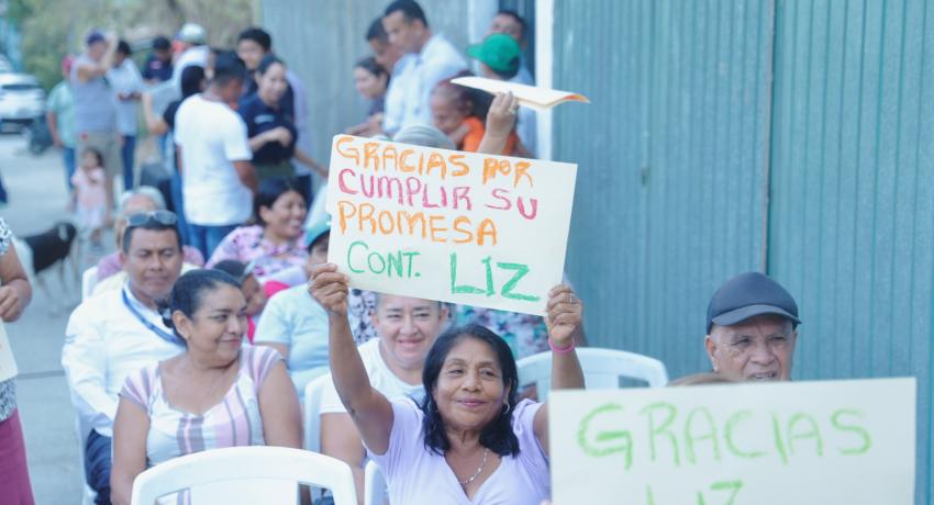 Arranca importante obra vial en la colonia Ampliación Los Reyes.