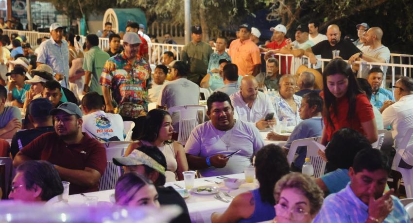 Torneo Internacional de la Pesca del Pez Vela, atractivo de fin de semana; 41 años de tradición en Zihuatanejo.
