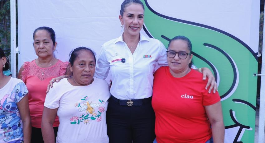 Gobierno municipal inicia red de agua en céntrica colonia.