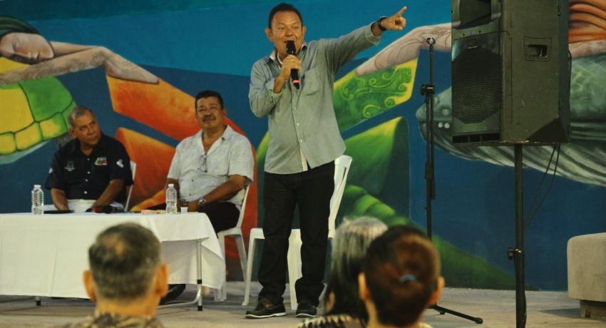 Gobierno Municipal promueve la cultura con el recital literario.